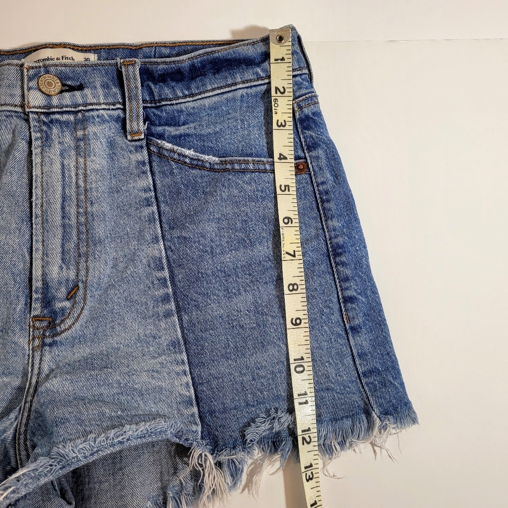 Abercrombie & Fitch High Rise Mom Short Size 30/10 - Picture 6 of 9